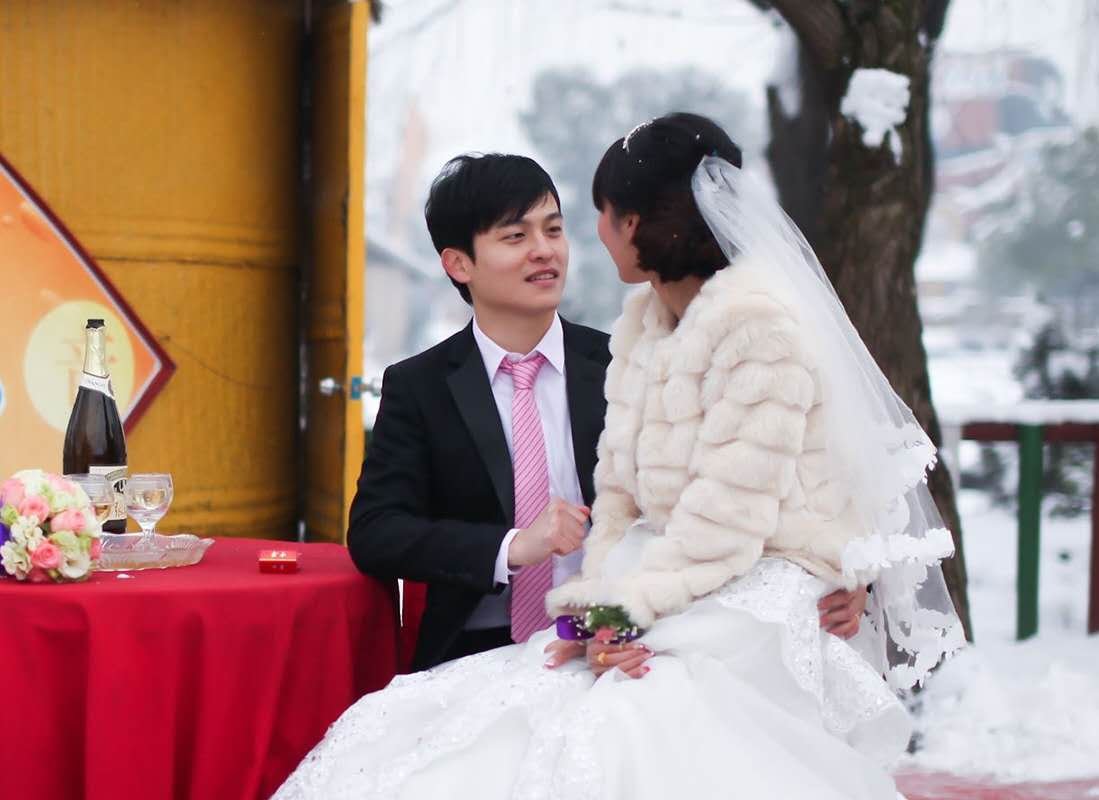 现在年轻人为什么都喜欢在春节结婚？