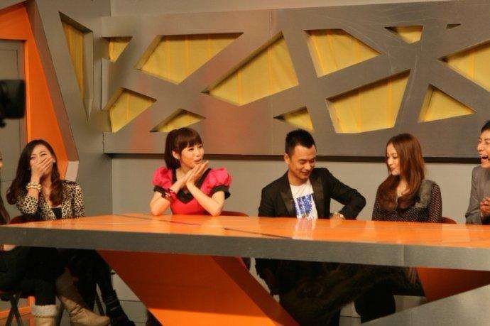 爱笑会议室当年有多火？有哪些你喜欢的明星参加？