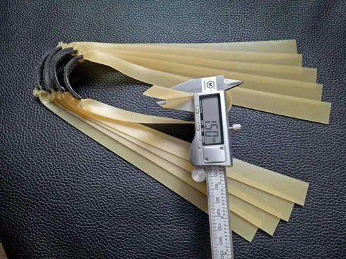 弹弓皮筋厚度多少合适