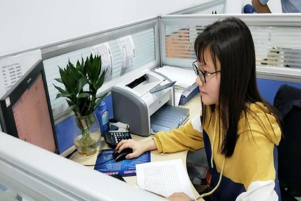 怎么清理华为h11手机内存呢？