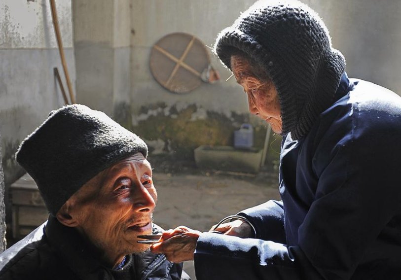 网友热议爷爷奶奶那个时代的爱情，那个时代的爱情是怎样的？