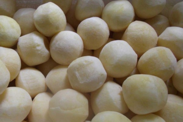 赣州男子学吃冻土豆，牙齿移位拔掉3颗牙，牙齿不好的人平时该注意什么？