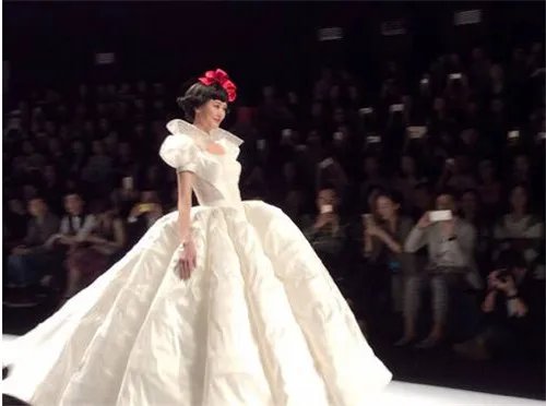 中国十大婚纱店排名是怎么样的  国内十大婚纱品牌排行榜