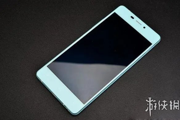 放在兜里都容易折弯了 最薄十大旗舰手机你有吗？