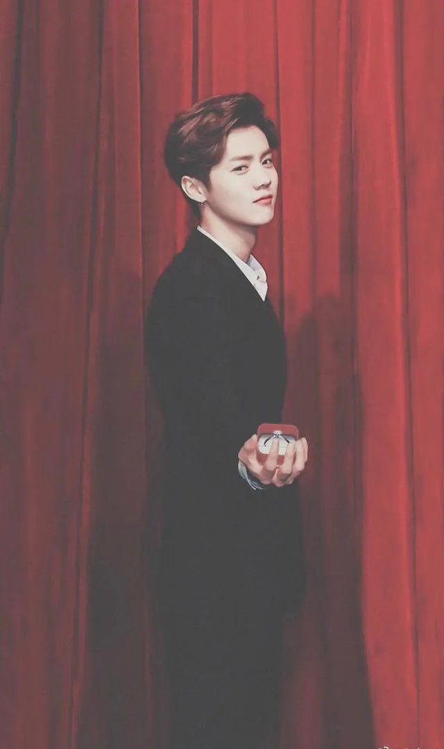 如何评价鹿晗和迪丽热巴吗？他们是不是特别合适？