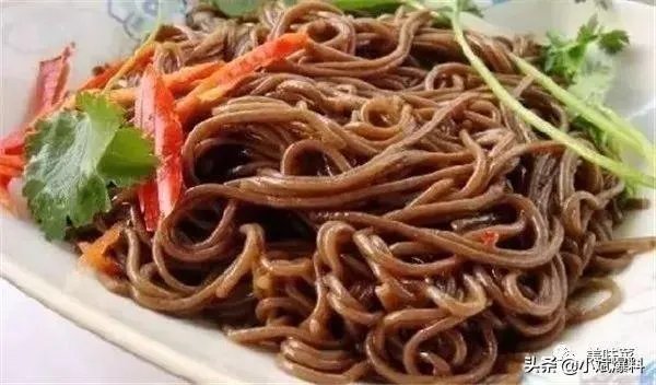 有哪些特色餐馆？