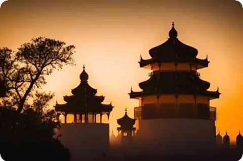 郭美美泳装照胸小 女星真实身材鉴定