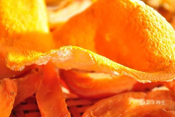 橙子皮泡水喝有什么好处