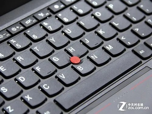 碳纤商用新品 ThinkPad X240笔记本评测