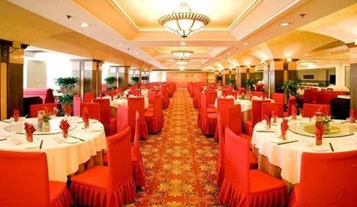 洛阳婚宴酒店一览表  婚宴酒店预定注意事项