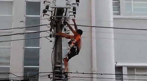 网红宏楠钓鱼被高压电是不是真的？