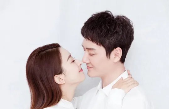 赵丽颖离婚了吗