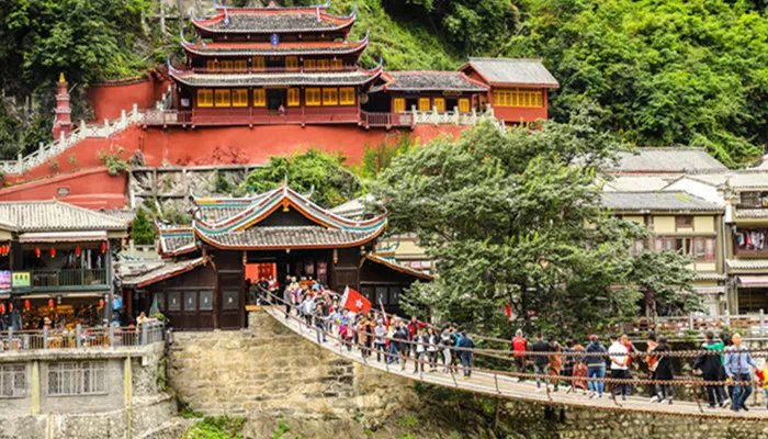 泸定桥位于哪里 泸定桥位于什么地方