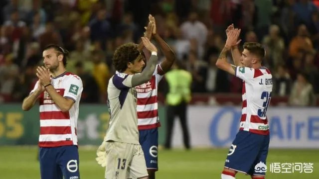 奥乔亚在世界杯赛场上表现惊人，但是为什么豪门俱乐部没有找他？