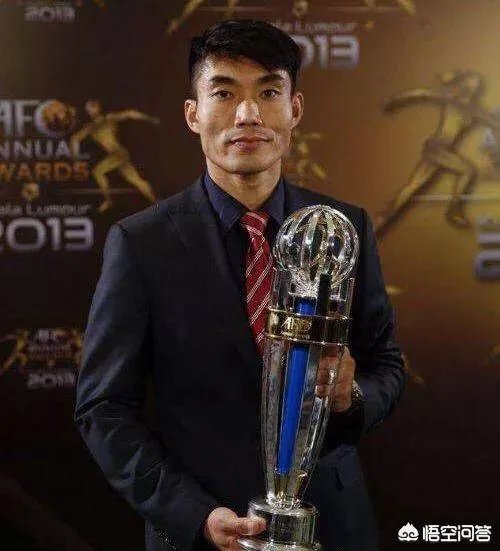 国足官方为38岁郑智庆生，连说三个感谢，发文时间设定为十点，有什么含义吗？对此你怎么看？