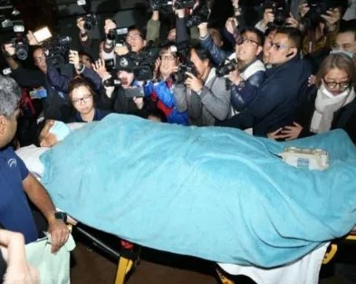 刘德华中止演唱会是怎么回事 他为什么要终止演唱会