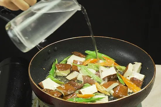 尖椒干豆腐的做法