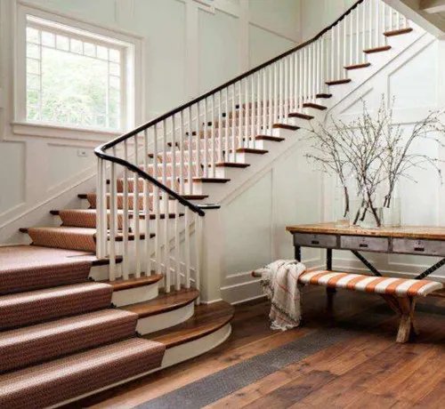 木楼梯一般用什么材质