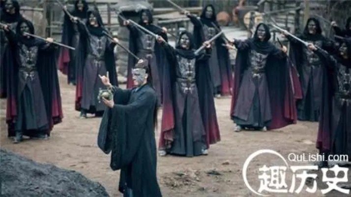 诛仙青云志中鬼先生的真实身份是什么?