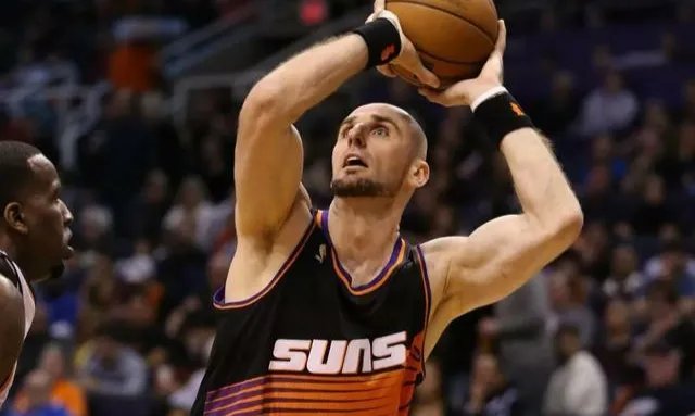 异常努力的戈塔特，是通过怎样的努力站稳脚跟的？