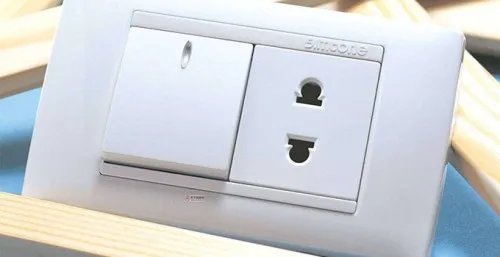 龙胜开关和公牛哪个好 龙胜开关和公牛怎么样