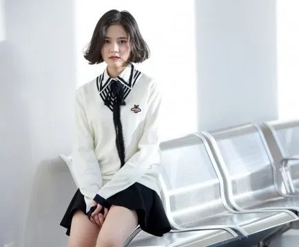 出道16年的岳红女儿，生父是谁现在知道了吗？