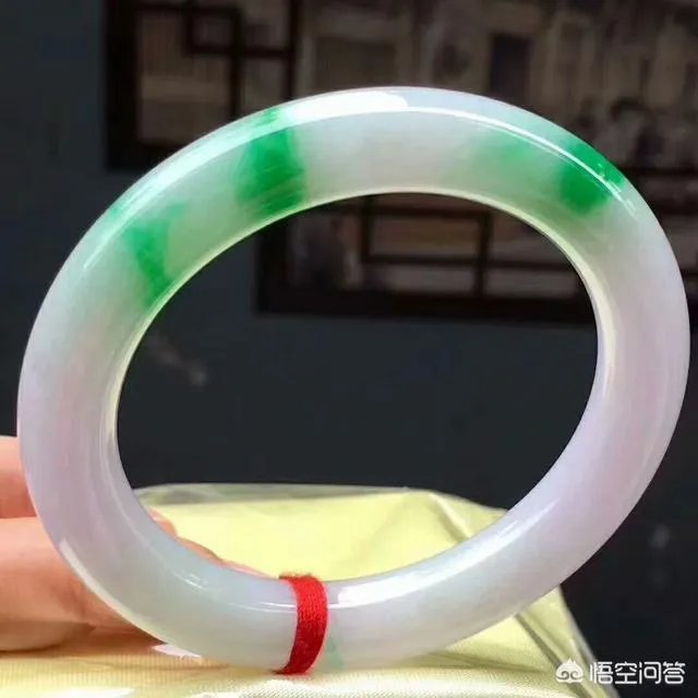 和氏璧是什么玉？