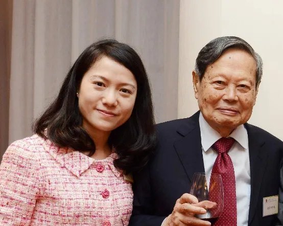 杨振宁和翁帆有孩子吗