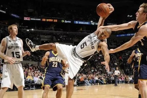 clear path在NBA中是什么意思？