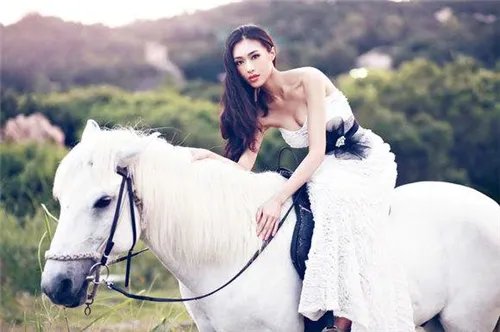 婚纱摄影个人写真集 个人写真怎么拍好看