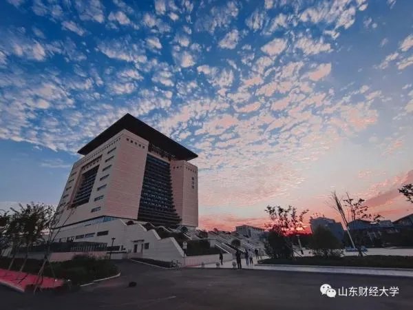 山东财经大学的宿舍怎么样？？