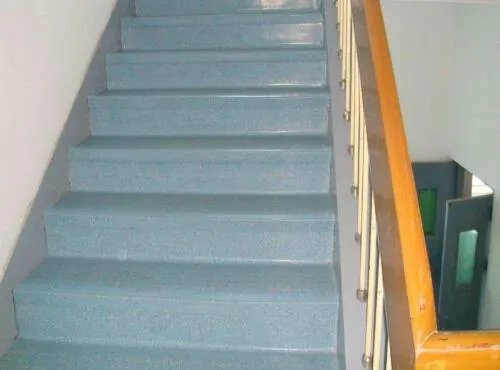 楼梯踏步板怎么算的