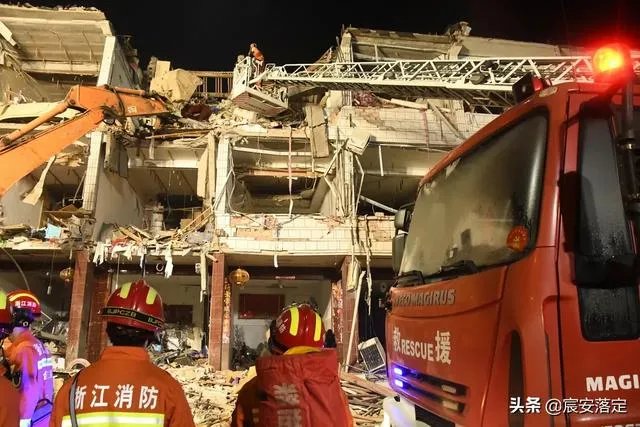 浙江温岭油罐车突发爆炸，汽车被炸飞4层楼高，怎么回事？