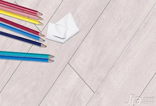 圣象复合地板价格 圣象复合地板价格表