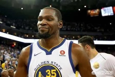 杜兰特友善回应格林母亲，怎样看待他这次的情商爆表？