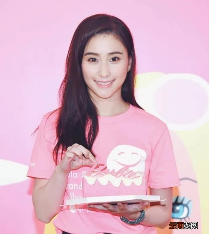 薛家燕女儿公开母亲16岁旧照 薛家燕的女儿