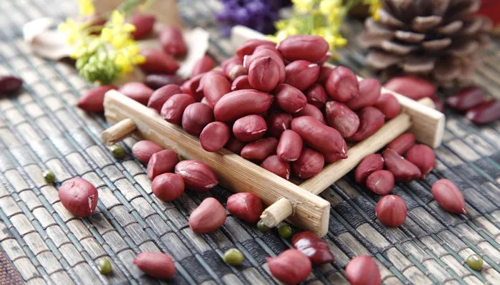 花生让我们想到了哪些默默无闻的人