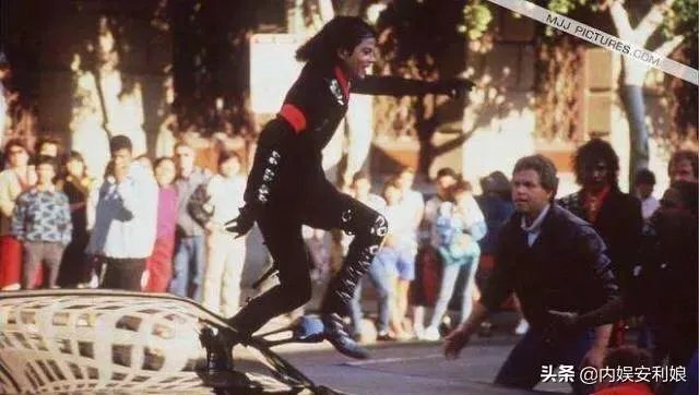 迈克尔杰克逊的舞蹈水平怎么样？