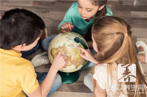  擦腿综合征有什么危害