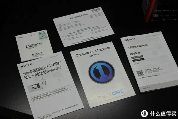 体积小、重量轻、参数强大:SONY 索尼 A6300 APS-C画幅 微单相机