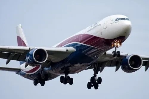 为什么泛美航空公司914号班机消失35年之后又突然出现了？