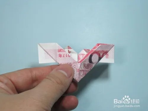 简单的手工折纸天使 用钱折纸爱心天使步骤图解