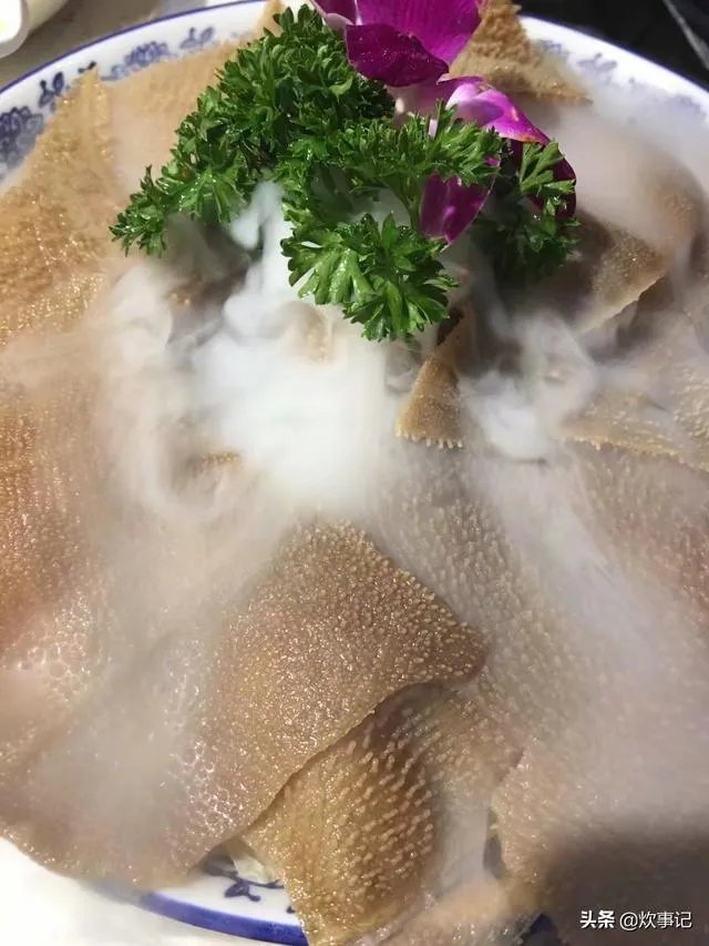 有哪些特色餐馆？