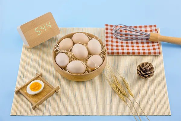 鸡蛋不能和什么一起吃