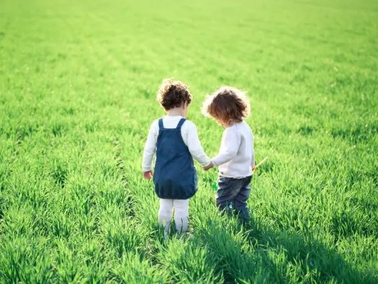 小孩不会说话的原因