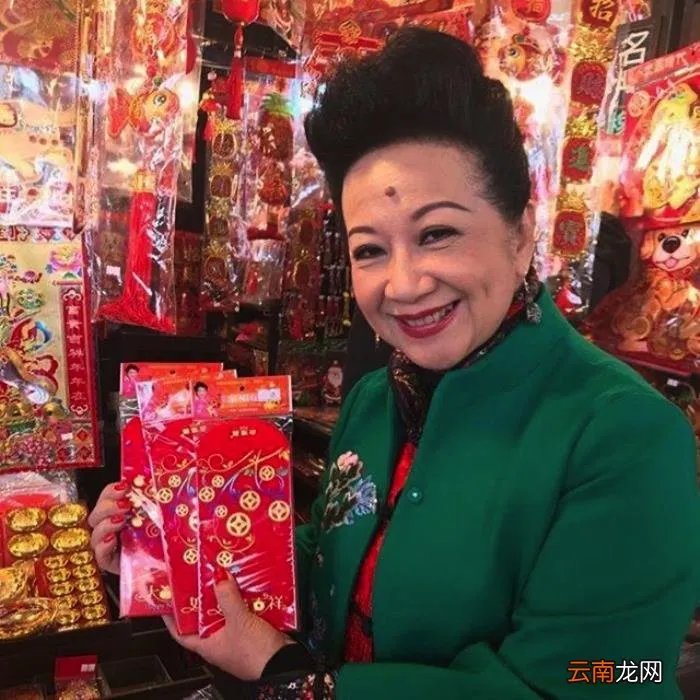 薛家燕女儿公开母亲16岁旧照 薛家燕的女儿