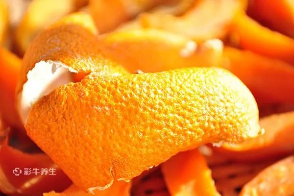 橙子皮泡水喝有什么好处