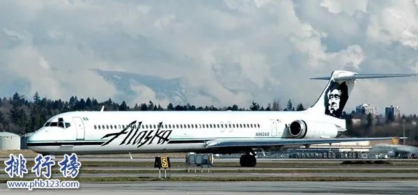 世界十大空难事故：日本航空123号班机520人遇难(史上最惨)