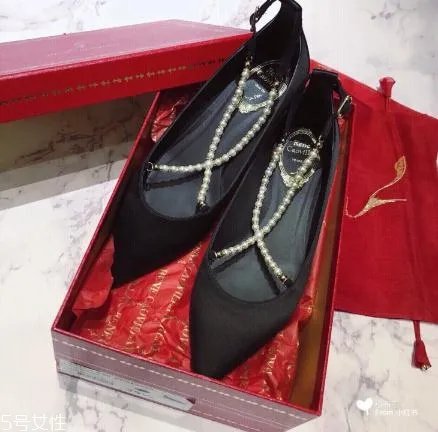 rene caovilla是什么牌子？足尖的奢华艺术品