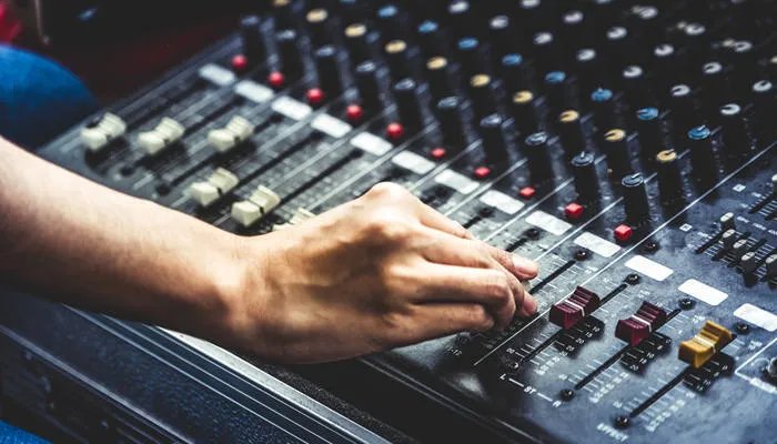 均衡器的含义是什么 均衡器的作用是什么